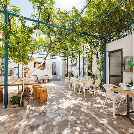 Lefka & Aparthotel Rhodes City